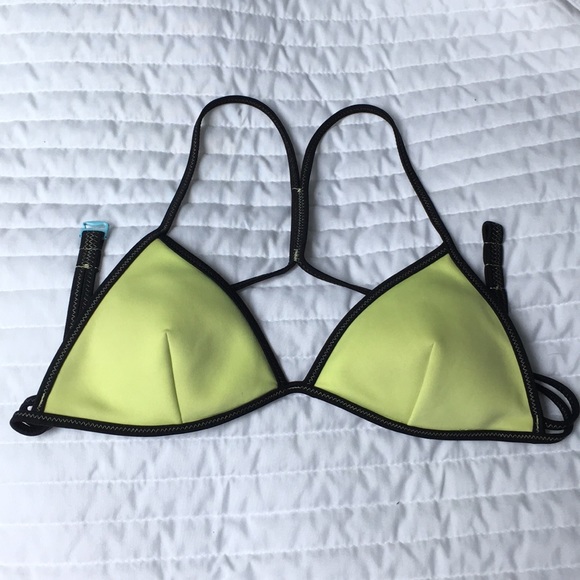 swimsuit top - Picture 1 of 3